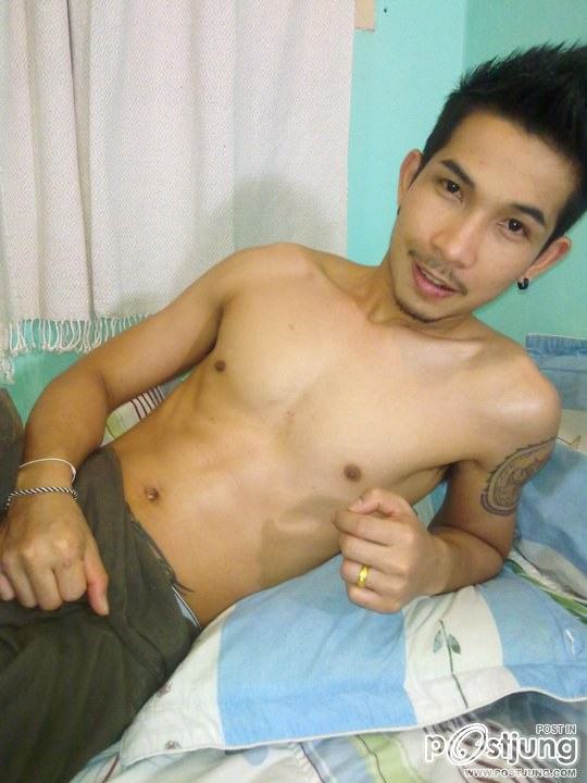 หนุ่มๆ จากคลิปเกย์...