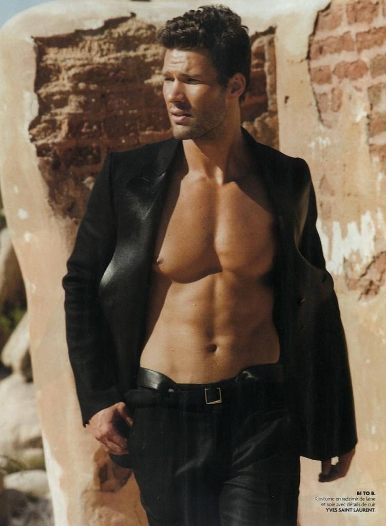 Aaron O'Connell @ TÊTU Magazine no.180 September 2012