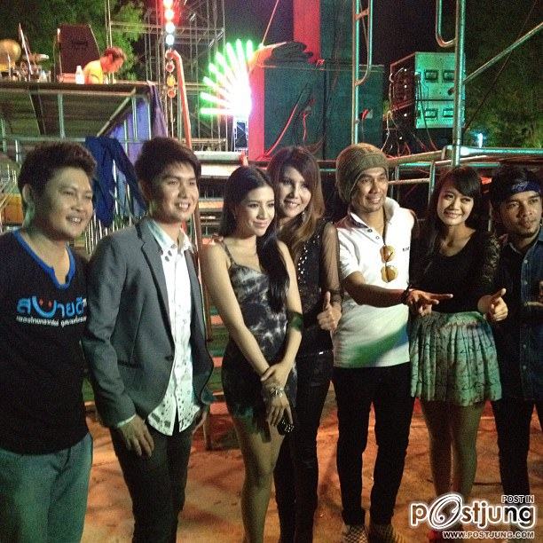 แฟชั่นเริ่ดๆ ของใบเตย อาร์สยาม