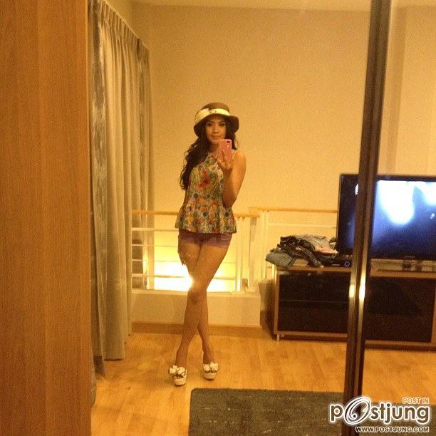 แฟชั่นเริ่ดๆ ของใบเตย อาร์สยาม