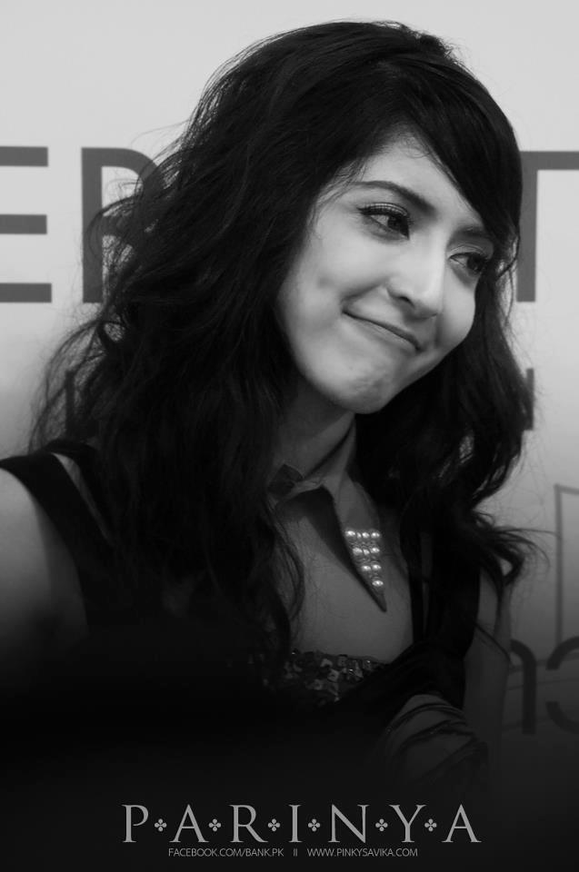 พิ้งกี้ งานเปิดห้าง Watergate pavillion