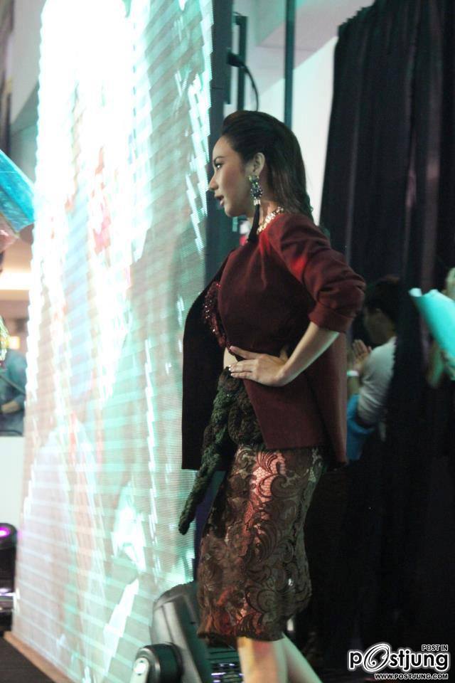 Aum @Super! Anniversary The mall City Walk !!