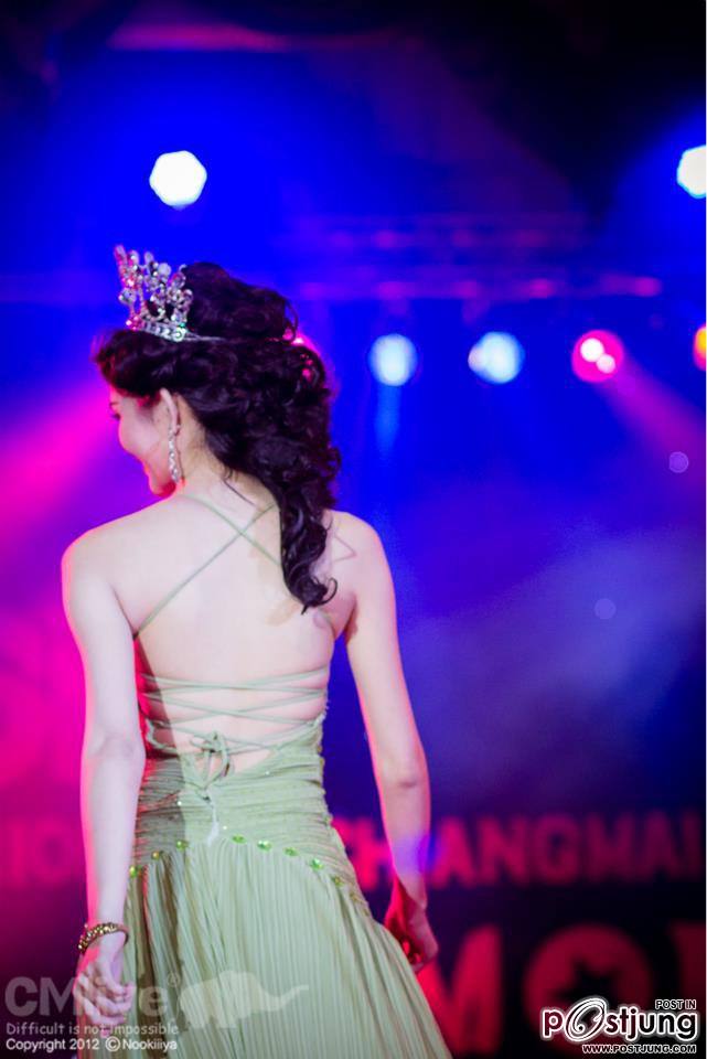 การแสดงเดินแบบ @Freshy Mor CMU 2012