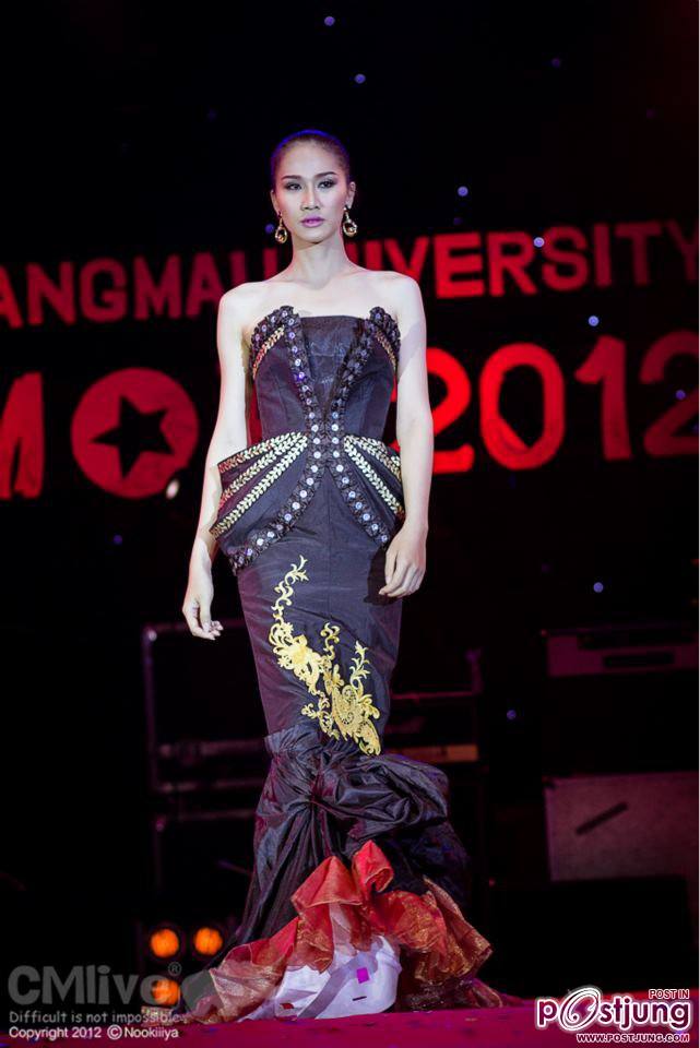 การแสดงเดินแบบ @Freshy Mor CMU 2012