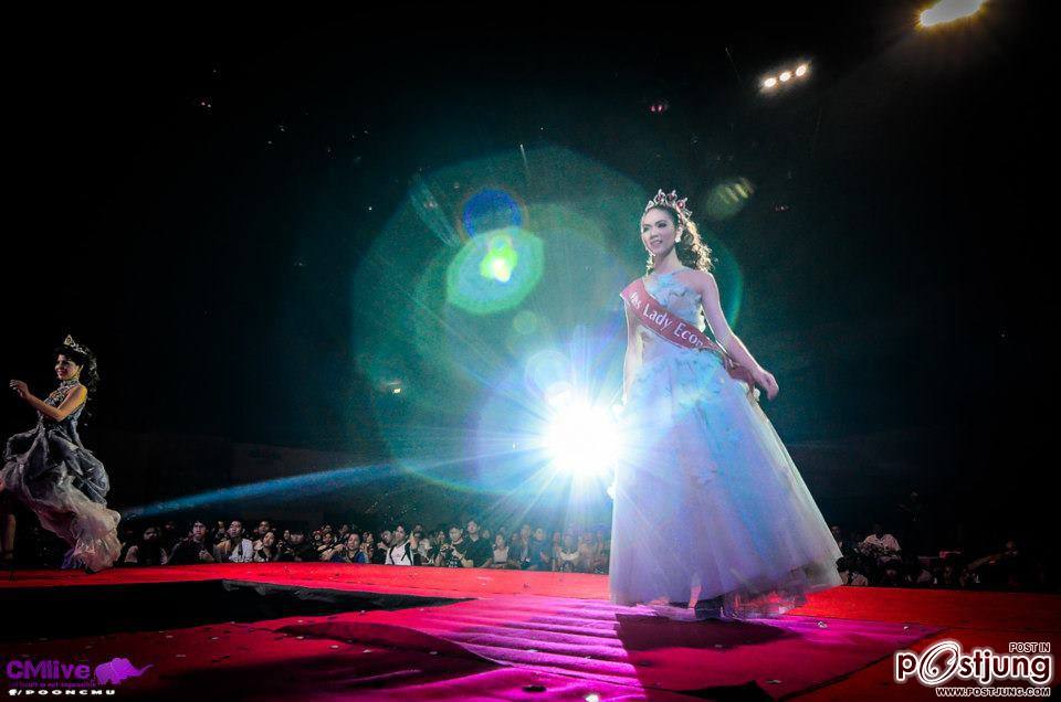 การแสดงเดินแบบ @Freshy Mor CMU 2012