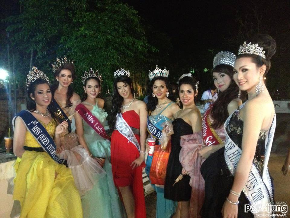 การแสดงเดินแบบ @Freshy Mor CMU 2012