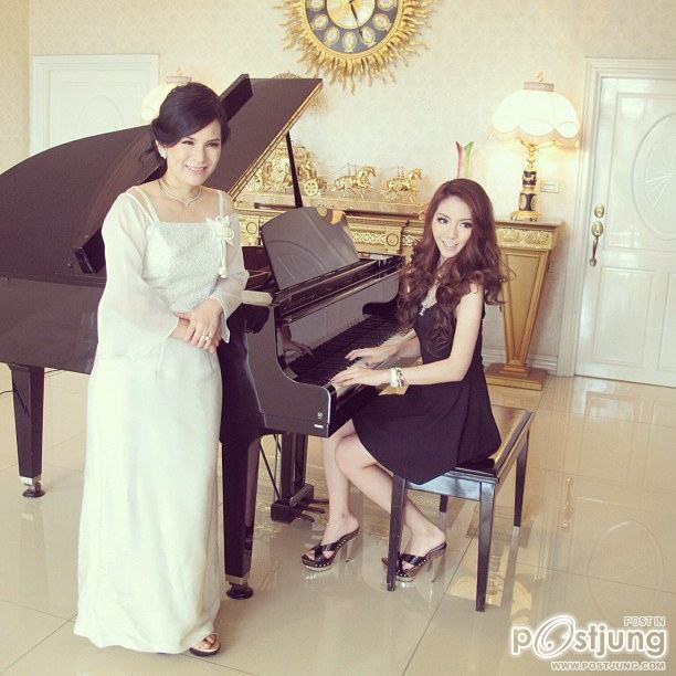 จินนี่ สวย ไฮโซ แต่งตัวเก่ง เป๊ะ