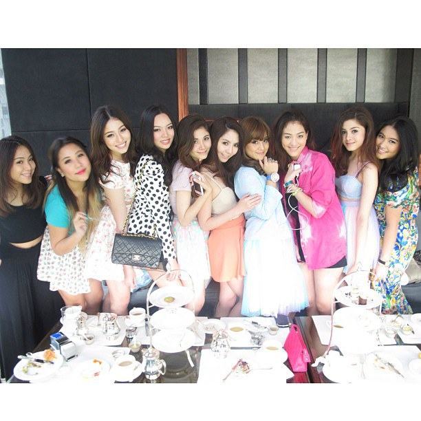 จินนี่ สวย ไฮโซ แต่งตัวเก่ง เป๊ะ