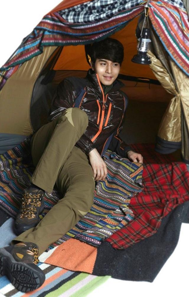 Lee Dong Wook @ ECHOROBA WINTER 2012