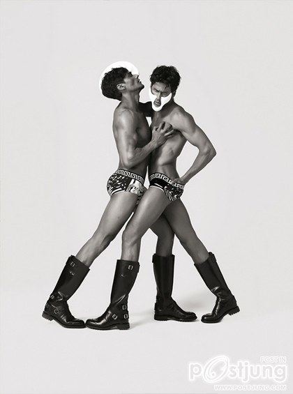 MM by Dimitris Theocharis