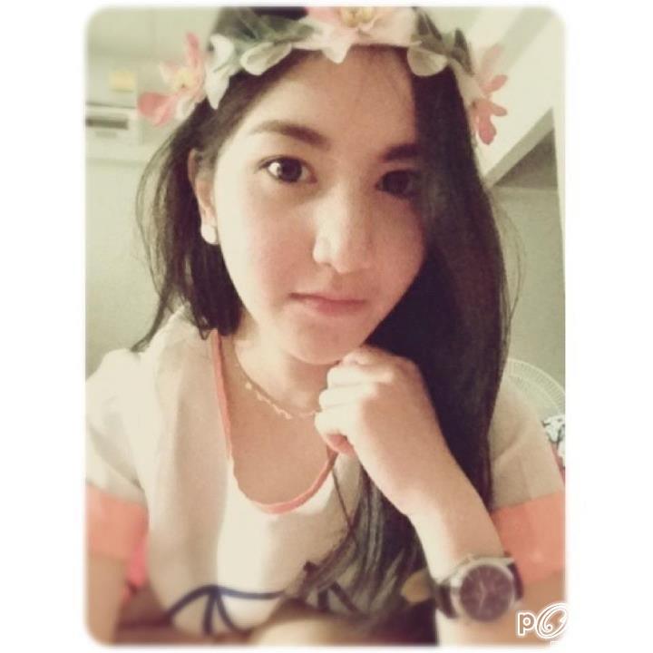 pensmith school cute girl