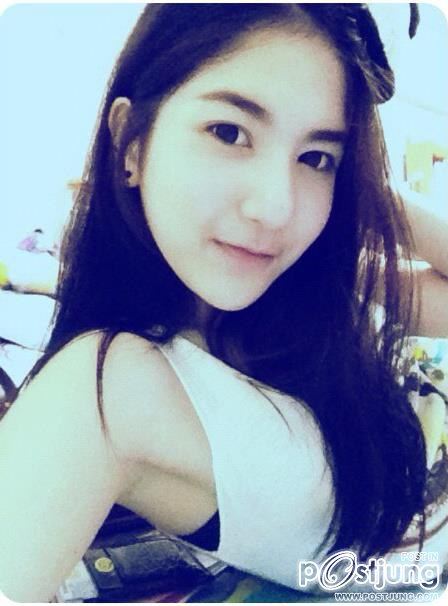 pensmith school cute girl