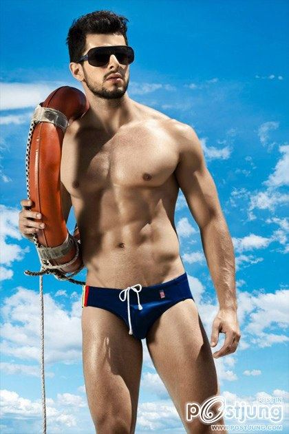 Clever : Fall/Winter 2012 shot by Walter Aguirre : HQ images