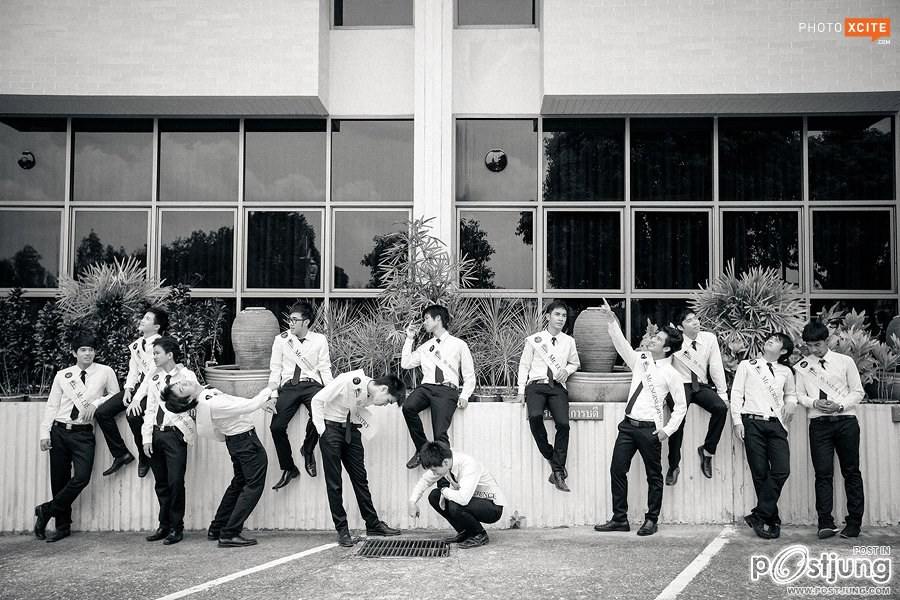 รูปหมู่เดือน ม.อ. 2012