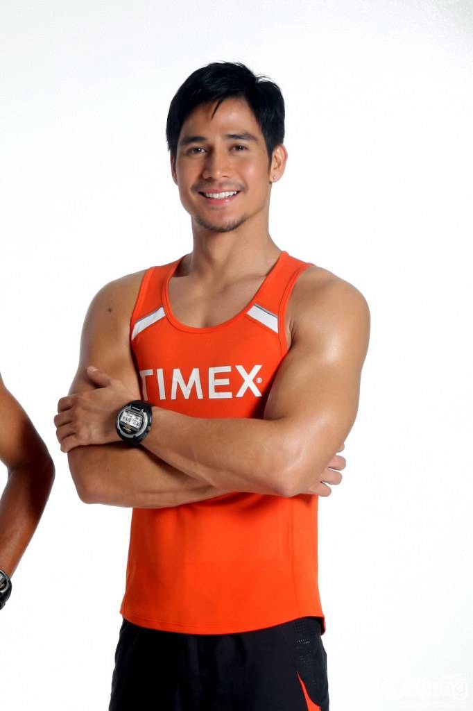 ดาราปินอยล่ำเข้มดีจัง