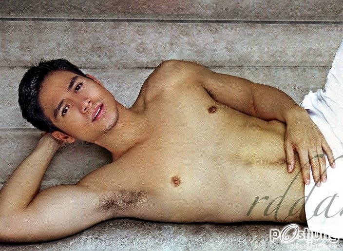 ดาราปินอยล่ำเข้มดีจัง