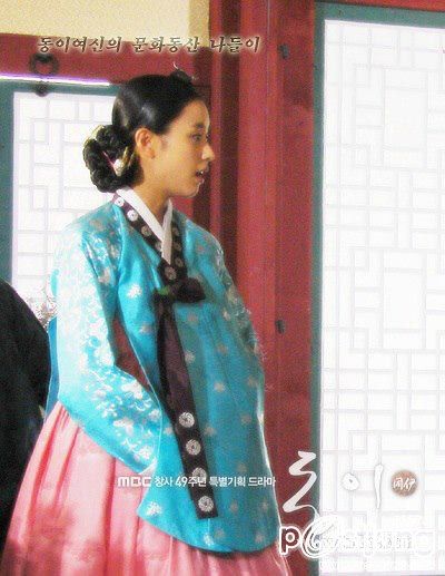 ทงอี จอมนางคู่บัลลังก์