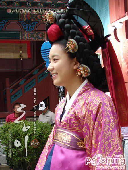 ทงอี จอมนางคู่บัลลังก์