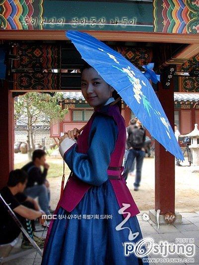 ทงอี จอมนางคู่บัลลังก์