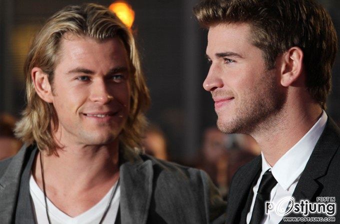 Liam Hemsworth VS Chris Hemsworth