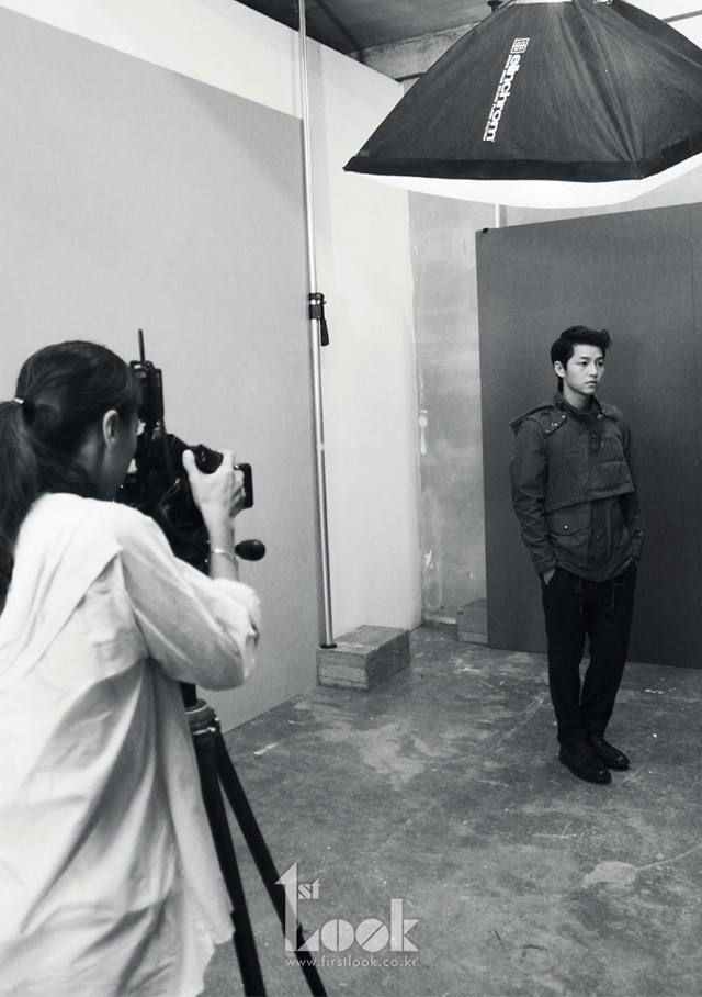 Song Joong Ki @ 1st Look Magazine vol.28 September 2012