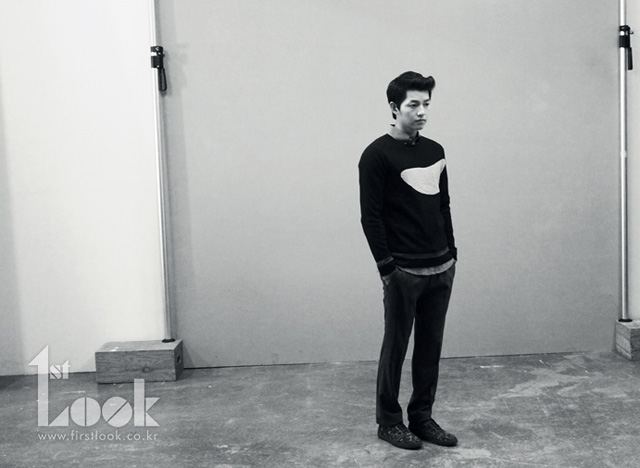 Song Joong Ki @ 1st Look Magazine vol.28 September 2012