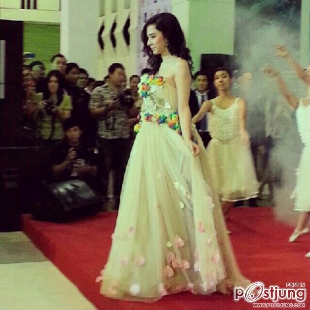 สวยเลิศเลอ @งานมหัศจรรย์แห่งพรรณไม้ 2012 !!