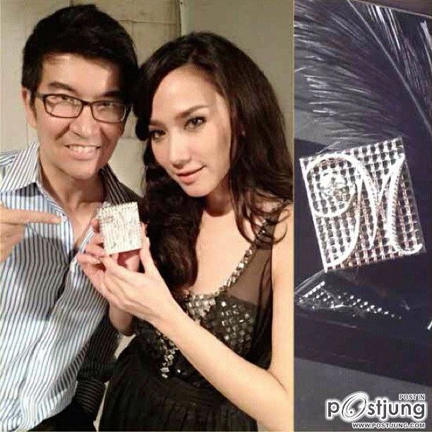 อั้ม กับแป้งตลับ แพงที่สุดในโลก!!