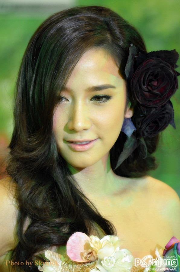 อั้ม พัชราภา งานมหัศจรรย์แห่งพรรณไม้ งานนี้อั้มสวยมากๆๆๆ