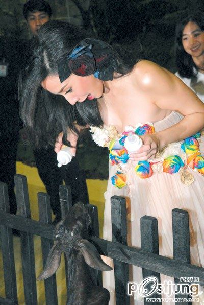 อั้ม พัชราภา งานมหัศจรรย์แห่งพรรณไม้ งานนี้อั้มสวยมากๆๆๆ