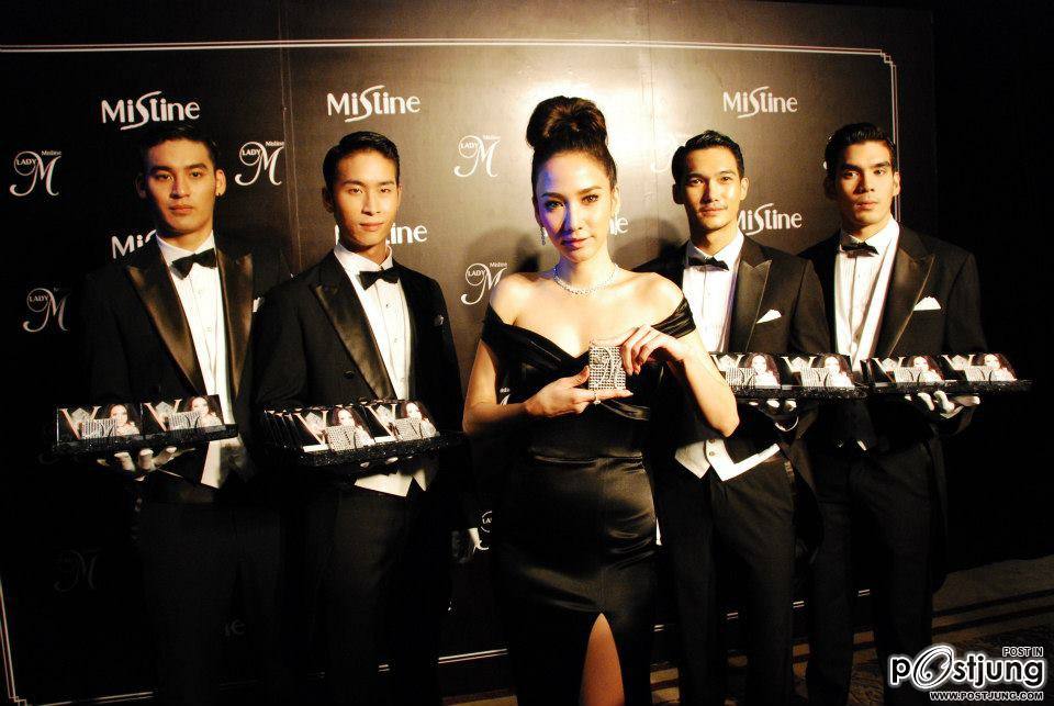 ประมวลภาพ ฉลอง 25 ปี มิสทิน เปิดตัวแป้งตลับต้นแบบประดับเพชร แพงที่สุดในโลก!