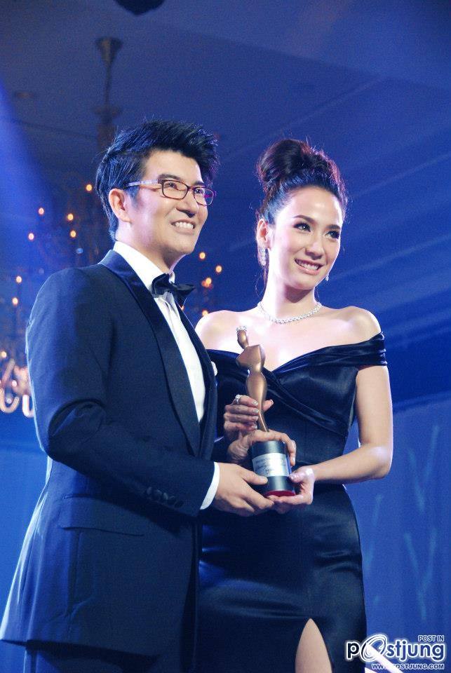 ประมวลภาพ ฉลอง 25 ปี มิสทิน เปิดตัวแป้งตลับต้นแบบประดับเพชร แพงที่สุดในโลก!