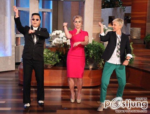 บริทนีย์ สเปียรส์ (Britney Spears) เต้นท่า "กังนัมสไตล์" ร่วมกับไซ (Psy) ในรายการ ‘The Ellen DeGeneres Show’