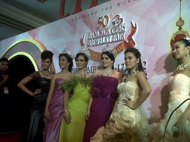 ริด้า MUT ประกบ ณฉัตร MTW และนางสาวไทย