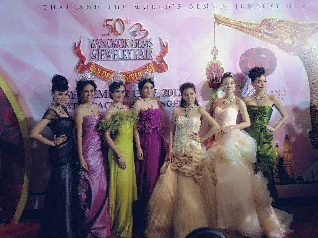 ริด้า MUT ประกบ ณฉัตร MTW และนางสาวไทย