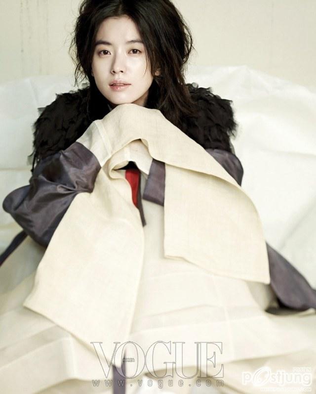 Han Hyo Joo - Vogue Magazine Issue ‘12