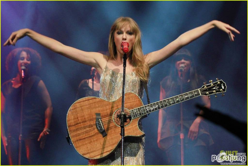 Taylor Swift ภาพล่าสุดไปโชว์จัดเต็มที่ Rio de Janeiro บราซิล !!