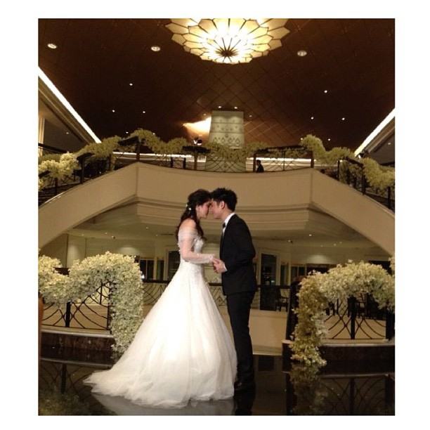 ต้าร์ af3 จูงมือแฟนสาว ลั่นระฆังวิวาห์แล้ว