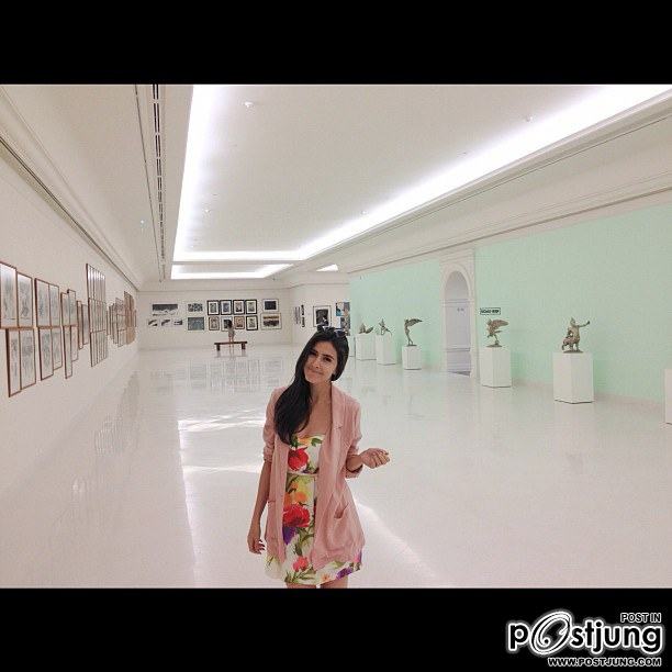 ศรีริต้า เจนเซ่น สวย เริ่ด หุ่นดี จมูกโด่ง