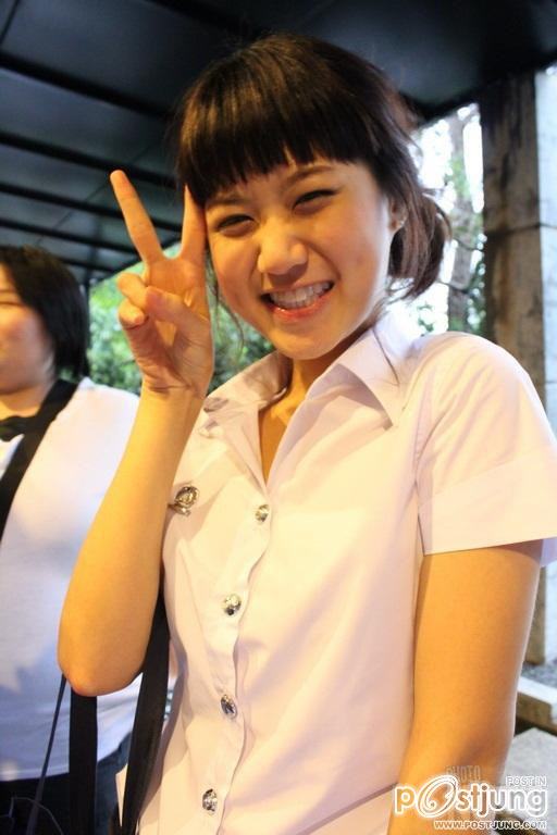 ดาราในชุดนักศึกษา