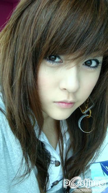 ดาราในชุดนักศึกษา