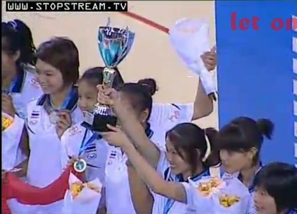 [PIC] สาวไทยรับเหรียญทอง AVC Cup 2012