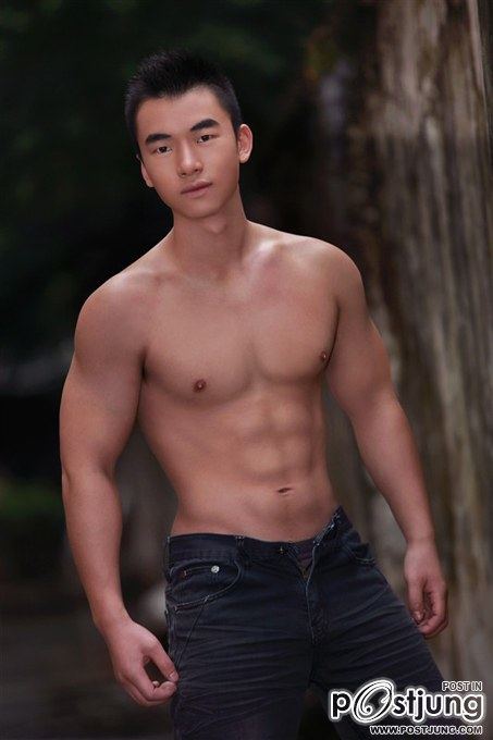 ล่ำๆชอบๆ