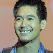 อ้ายยเวียร์