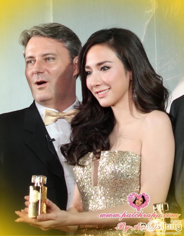 Surprise Superstar !!!,,