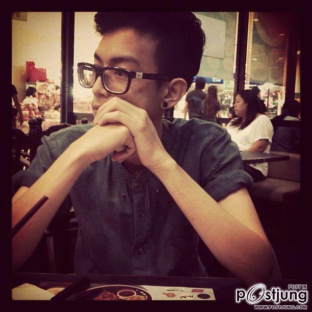 {{ Piz }} : บอม ธนา หนุ่มมาดเซอร์ น่ารักที่สุดในระบบสุริยะจักรวาล