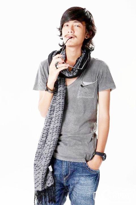 {{ Piz }} : บอม ธนา หนุ่มมาดเซอร์ น่ารักที่สุดในระบบสุริยะจักรวาล