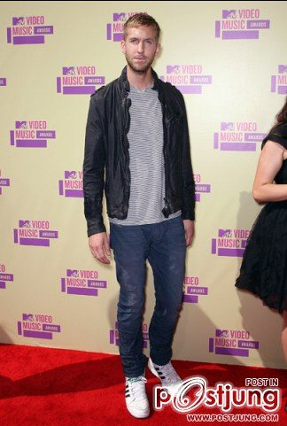คัดสรรมาให้ดูแล้ว MTV Video Music Awards 2012 [red carpet]