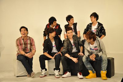 ชอบ พัฒนาขึ้นเยอะเลยชอบ X I S