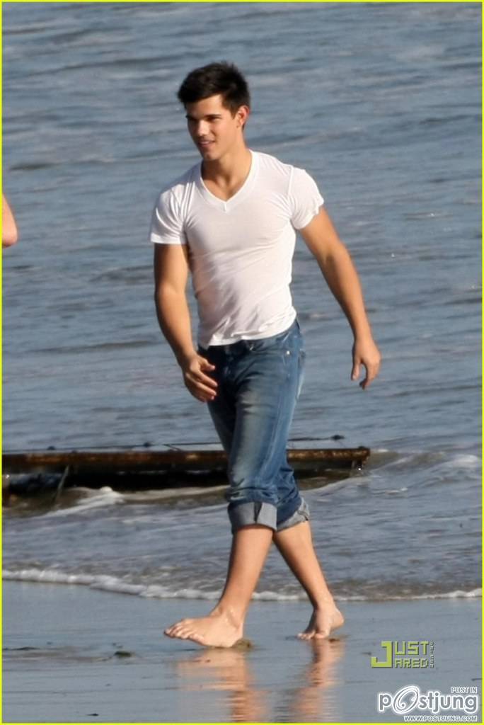 Taylor_Lautner ล่ำแซ่บ